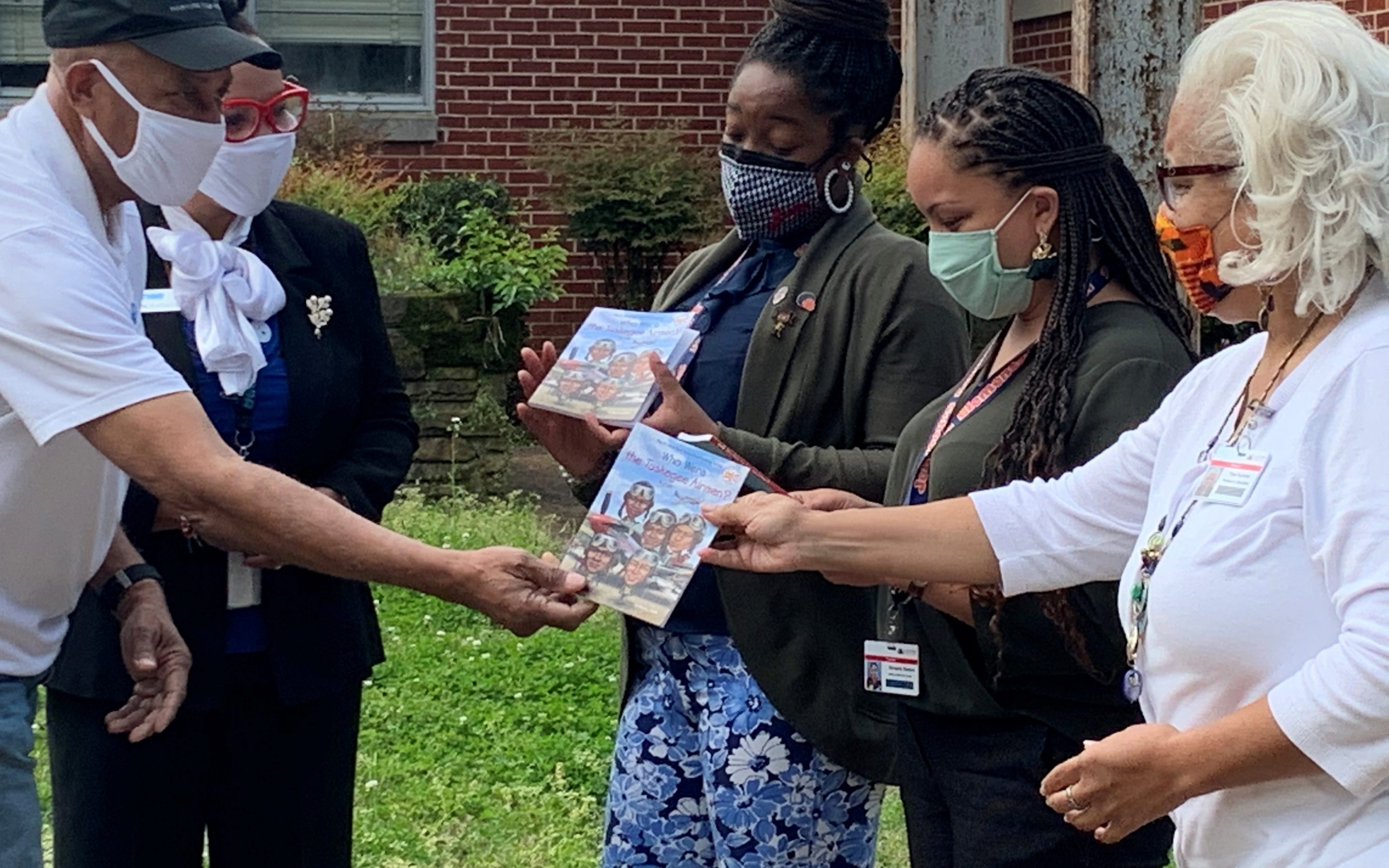 Jackson Municipal Airport Authority Donates Tuskegee Airmen Books to Johnson Elementary Third Grade Class